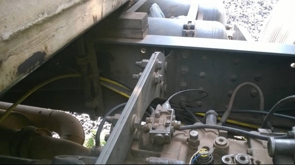 ขาย 10 ล้อ 2 เพลาไม่ดั้ม VOLVO ปี 47 มีระบบลากพ่วง เครื่องเดิม D6B turbo 250 แรงม้า เกียร์ ZF คัสซีสวยตลอดเส้น ทะเบียนเต็มพร้อมโอนครับ ขาย 10 ล้อ 2 เพลาไม่ดั้ม VOLVO ปี 47 มีระบบลากพ่วง เครื่องเดิม D6B turbo 250 แรงม้า เกียร์ ZF คัสซีสวยตลอดเส้น ทะเบียนเต็มพร้อมโอนครับ