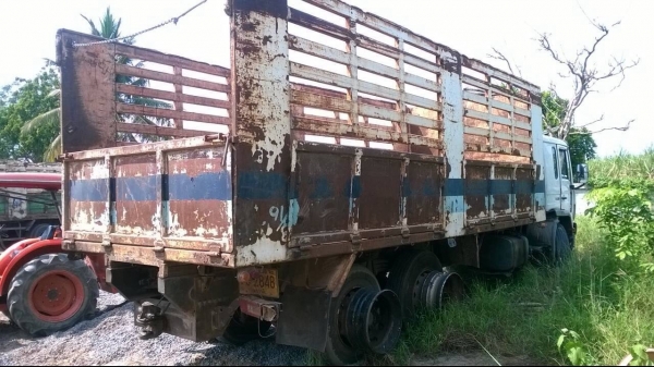 ขาย 10 ล้อ 2 เพลาไม่ดั้ม VOLVO ปี 47 มีระบบลากพ่วง เครื่องเดิม D6B turbo 250 แรงม้า เกียร์ ZF คัสซีสวยตลอดเส้น ทะเบียนเต็มพร้อมโอนครับ ขาย 10 ล้อ 2 เพลาไม่ดั้ม VOLVO ปี 47 มีระบบลากพ่วง เครื่องเดิม D6B turbo 250 แรงม้า เกียร์ ZF คัสซีสวยตลอดเส้น ทะเบียนเต็มพร้อมโอนครับ