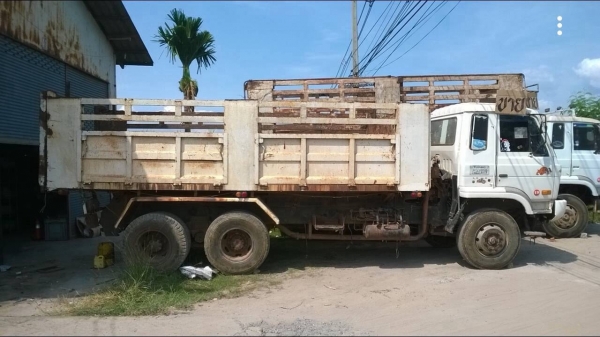 ขาย 10 ล้อดั้ม UD CWM431M ปี 44 มีระบบลากพ่วง เครื่อง PE6 เทอร์โบ 250 แรงม้า คัสซีสวยตลอดเส้น ทะเบียนเต็มพร้อมโอนครับ