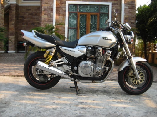 ขาย yamaha xjr 1300 ปี 2000 เสียสรรพสามิตฉบับตัวจริง ราคา 119,000