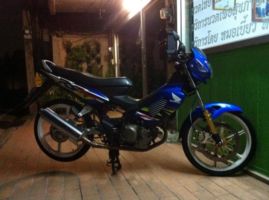 ขออนุญาติขาย Honda Sonic 125cc. ตัว Top ล้อแม็ก สวยๆ