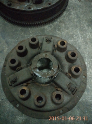 ฟลายวิล  พร้อมผ้าคลัซ หวีครัช และ  oil seal เกีย เบนซิล national  maxico  จิ๊ปมิตซู