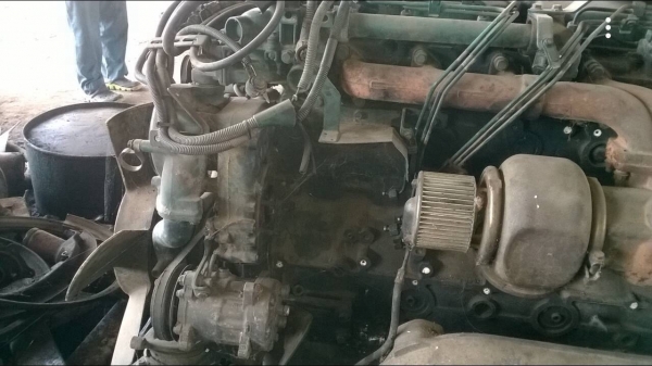 ขายเครื่อง VOLVO D6B turbo 250 แรงม้า อุปกรณ์ครบ ไดชาร์ต ไดสตาร์ท ปั้มลม ปั้มพาวเวอร์ ใบคุมเครื่องมีให้ครบ