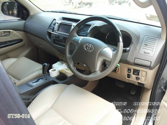 ขายด่วน TOYOTA, FORTUNER 3.0 V TOP  ปี12 สภาพเดิมๆ สวยมากครับ ราคาสุดคุ้ม