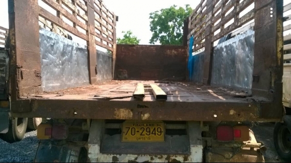 ขายลูกพ่วง 2 คานดั้ม ยาว 6 เมตร ยางมีใส่ให้ครบทุกเส้น มีให้เลือก 2 คัน ทะเบียนพร้อม ชุดโอนครบ