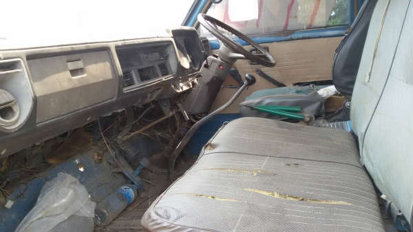 หกล้อดั้ม อีชูซู KS110แรง ดั้มเล็ก ยกหัวได้ พ.เวอร์ ท้าย F สภาพดีพร้อมใช้งาน ทะเบียนพร้อมโอน