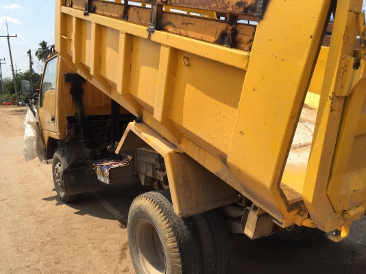 ขายหกล้อมิตซู แคนเตอร์ดั้มราคาถูกๆ