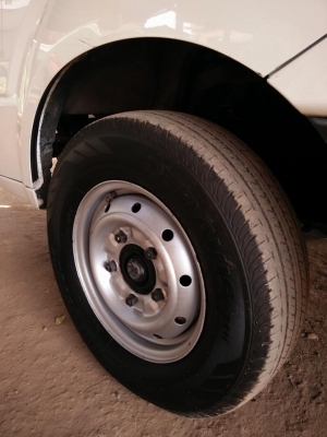 ขายรถกระบะ KIA K2900 J3 4 สูบ DOHCคอมมอลเรลไดเร็คอินเจ็คชั่น/เทอร์โบ อินเตอร์คลูเลอร์