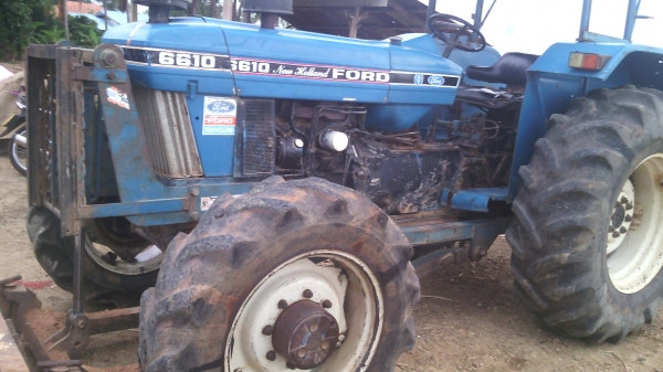 ขายรถไถFORD รุ่น7610มีเทอร์โบ  เป็นรถเก่านอกใช้งานมา3ปีทะเบียนพร้อมโอนรถพร้อมใช้สนใจ0810076640