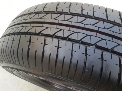 ขายยางป้ายแดง175/70/14 ปี 0815 BRIDGESTONE B250  4 เส้น