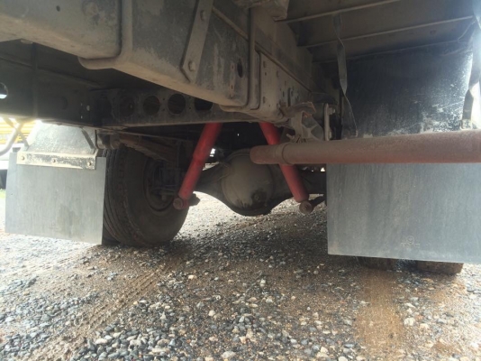 ขายNQRครัชซีใหญ่ ยาว 5,50 มราคาคุยกันได้