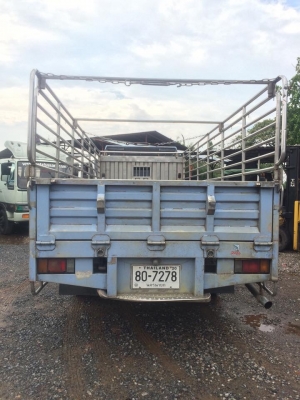 ขายNQRครัชซีใหญ่ ยาว 5,50 มราคาคุยกันได้