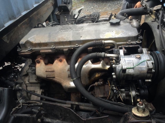 ขายNQRครัชซีใหญ่ ยาว 5,50 มราคาคุยกันได้