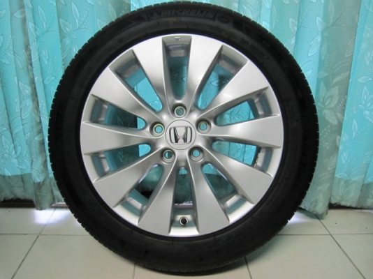 ขายล้อแม็กป้ายแดง Honda Accord พร้อมยางขอบ 17 ราคาถูก สภาพใหม่ๆ