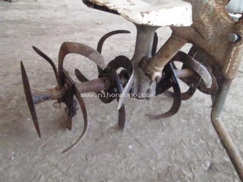 เครื่องพรวนดิน   HONDA    F210  รหัสสินค้า : 80802355  หรือเพิ่มเติมไดที่ www.nihonmono.com