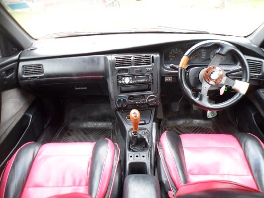 TOYOTA CORONA 1.6 GLi เกียร์ธรรมดา ติดแก๊ส LPG TOYOTA CORONA 1.6 GLi เกียร์ธรรมดา ติดแก๊ส LPG