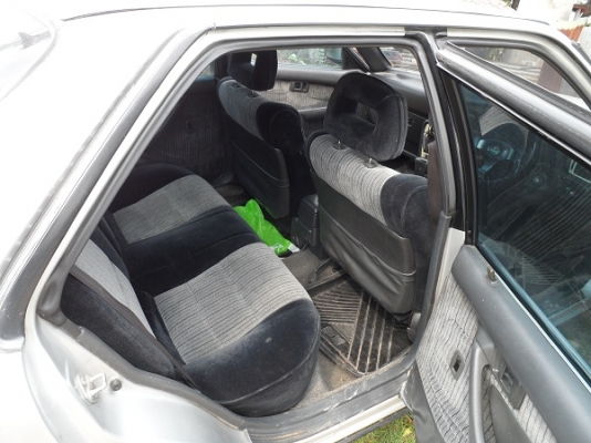 TOYOTA CORONA 1.6 GLi เกียร์ธรรมดา ติดแก๊ส LPG TOYOTA CORONA 1.6 GLi เกียร์ธรรมดา ติดแก๊ส LPG