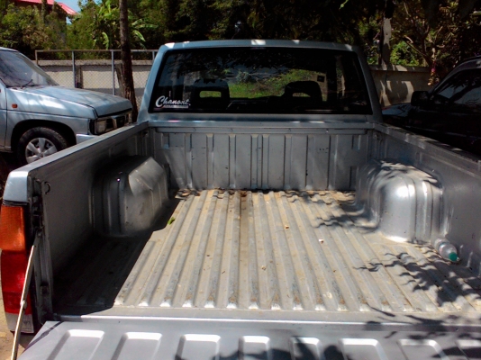 บิ๊กเอ็มแค 2.5ฝาแดง เครื่องแน่น แอร์เย็น สีดี พร้อมใช้งาน บิ๊กเอ็มแค 2.5ฝาแดง เครื่องแน่น แอร์เย็น สีดี พร้อมใช้งาน