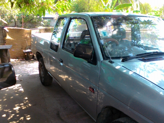 บิ๊กเอ็มแค 2.5ฝาแดง เครื่องแน่น แอร์เย็น สีดี พร้อมใช้งาน บิ๊กเอ็มแค 2.5ฝาแดง เครื่องแน่น แอร์เย็น สีดี พร้อมใช้งาน