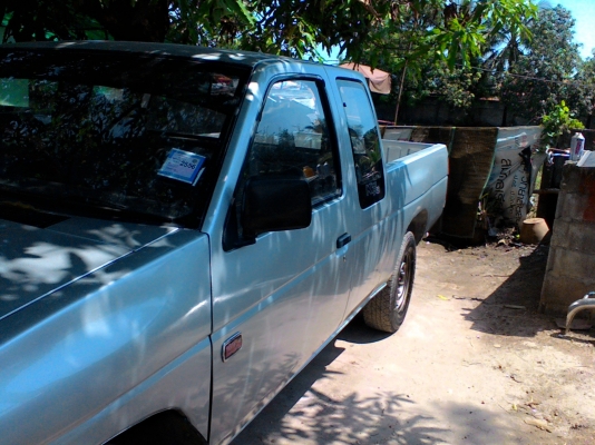 บิ๊กเอ็มแค 2.5ฝาแดง เครื่องแน่น แอร์เย็น สีดี พร้อมใช้งาน บิ๊กเอ็มแค 2.5ฝาแดง เครื่องแน่น แอร์เย็น สีดี พร้อมใช้งาน