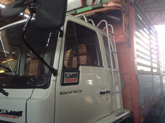 ขายรถ 10 ล้อ อีซูซุ รุ่น ร็อคกี้ 175 แรง เพลาเดียว กระบะไม้ยาว 6 เมตร ขายรถ 10 ล้อ อีซูซุ รุ่น ร็อคกี้ 175 แรง เพลาเดียว กระบะไม้ยาว 6 เมตร