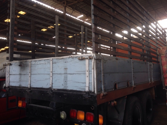 ขายรถ 10 ล้อ อีซูซุ รุ่น ร็อคกี้ 175 แรง เพลาเดียว กระบะไม้ยาว 6 เมตร ขายรถ 10 ล้อ อีซูซุ รุ่น ร็อคกี้ 175 แรง เพลาเดียว กระบะไม้ยาว 6 เมตร