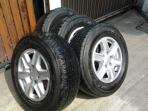 ล้อRanger 17*8 + Dunlop 265/65/17 ปี12 สวยๆ 1ชุด ล้อRanger 17*8 + Dunlop 265/65/17 ปี12 สวยๆ 1ชุด