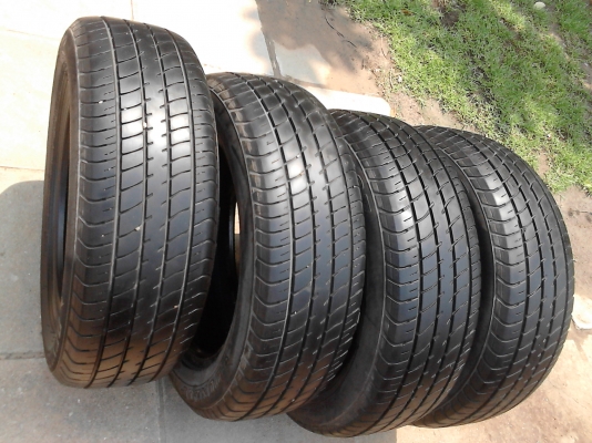 185/60R15 DUNLOP SP SPORT 2030 ปี2012 ชุด 4 เส้น TEL.081-427-3941 185/60R15 DUNLOP SP SPORT 2030 ปี2012 ชุด 4 เส้น TEL.081-427-3941