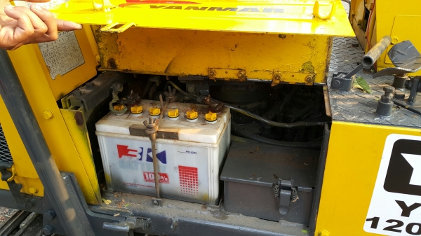 ขายรถขุดขนาดเล็กพร้อมเทลเลอร์ลากบรรทุก