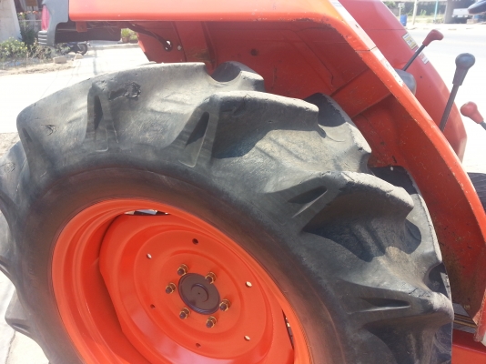 คูโบต้า L4508DI  พร้อมใบมีดสเปเชี่ยน..พร้อมใช้งานครับ