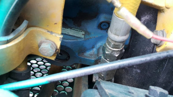 ขาย รถขุด KOMATSU รุ่น PC30-7- คันที่ 1 มือสอง นำเข้าญี่ปุ่น แทร็กเหล็กสวย มีให้เลือกหลายคัน สลักแน่น ทุกส่วน มือถือ/LINE ID : 0818753444 ขาย รถขุด KOMATSU รุ่น PC30-7- คันที่ 1 มือสอง นำเข้าญี่ปุ่น แทร็กเหล็กสวย มีให้เลือกหลายคัน สลักแน่น ทุกส่วน มือถือ/LINE ID : 0818753444