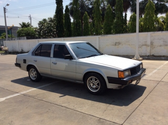 ขายรถโตโยต้า โคโรน่าหน้าแหลม เครื่องเดิม1.6 เกียร์ธรรมดา ติดแก๊สLPG ภายในเบาะสวยเดิมๆ แอร์เย็น วิทยุCDมีพร้อม ตัวถังเดิมๆสีมีริ้วรอย ไม่มีผุ แม็ก14 รถทรงเดิมดี ขับดีครับ พร้อมใช้