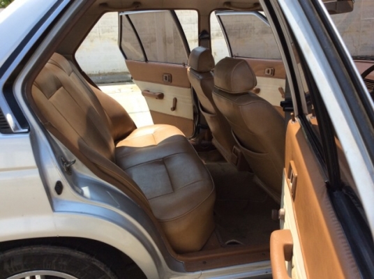 ขายรถโตโยต้า โคโรน่าหน้าแหลม เครื่องเดิม1.6 เกียร์ธรรมดา ติดแก๊สLPG ภายในเบาะสวยเดิมๆ แอร์เย็น วิทยุCDมีพร้อม ตัวถังเดิมๆสีมีริ้วรอย ไม่มีผุ แม็ก14 รถทรงเดิมดี ขับดีครับ พร้อมใช้