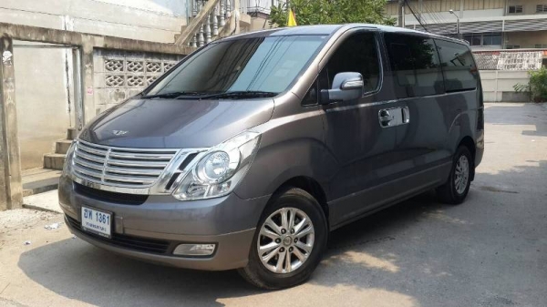 H1 DELUXE ปี 2012 เบาะ VIP 2 แถว