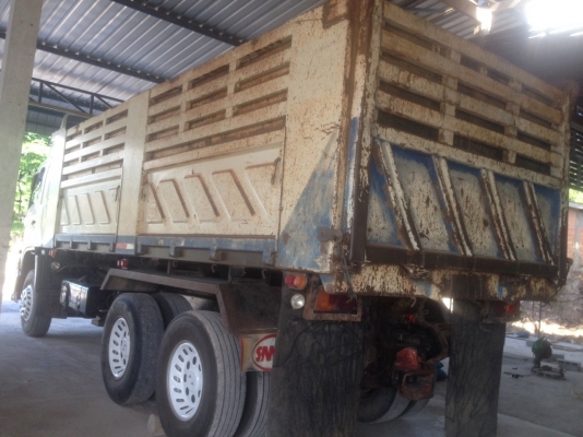 รถฮีโน่  10  ล้อดั้ม  330  แรงม้า.  ปี 54   สนใจติดต่อ 081 - 6079515