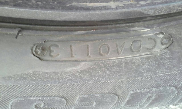 ล้อ isuzu พร้อมยาง ขอบ 15 ชุดล่ะ 5,800