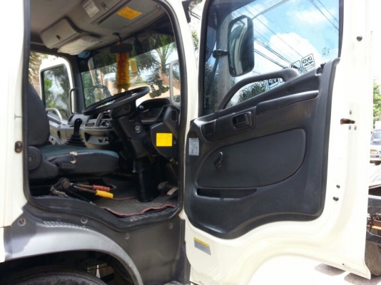 รถฮีโน่ 6 ล้อดั้ม 150 แรงม้า. ปี 55  ( รถวิ่ง 6x,xxx กม. )   สนใจติดต่อ 081 - 6079515