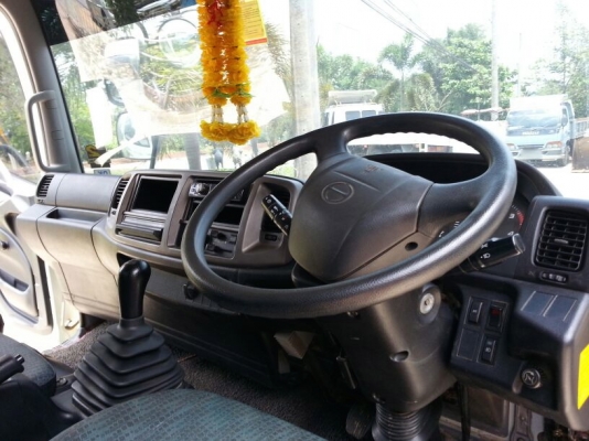 รถฮีโน่ 6 ล้อดั้ม 150 แรงม้า. ปี 55  ( รถวิ่ง 6x,xxx กม. )   สนใจติดต่อ 081 - 6079515