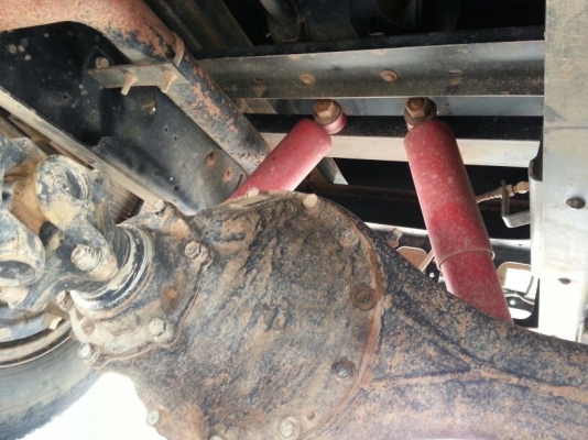 รถฮีโน่ 6 ล้อดั้ม 150 แรงม้า. ปี 55  ( รถวิ่ง 6x,xxx กม. )   สนใจติดต่อ 081 - 6079515