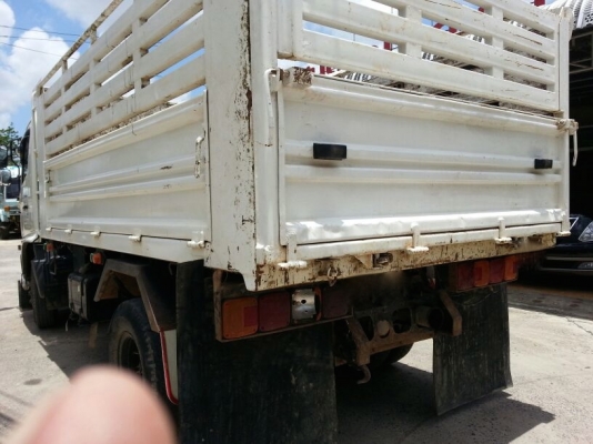 รถฮีโน่ 6 ล้อดั้ม 150 แรงม้า. ปี 55  ( รถวิ่ง 6x,xxx กม. )   สนใจติดต่อ 081 - 6079515