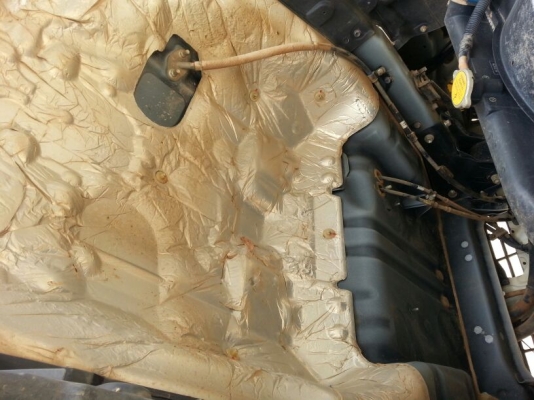 รถฮีโน่ 6 ล้อดั้ม 150 แรงม้า. ปี 55  ( รถวิ่ง 6x,xxx กม. )   สนใจติดต่อ 081 - 6079515