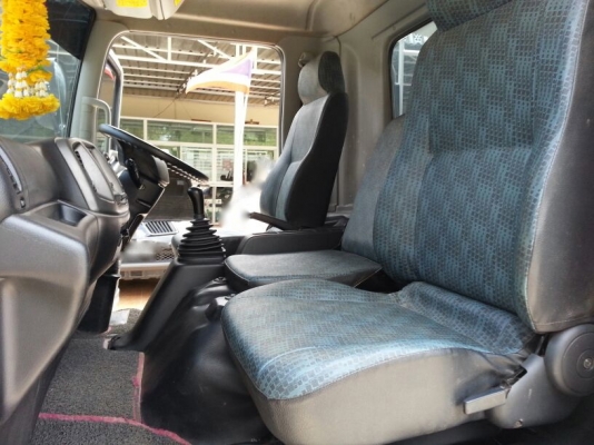 รถฮีโน่ 6 ล้อดั้ม 150 แรงม้า. ปี 55  ( รถวิ่ง 6x,xxx กม. )   สนใจติดต่อ 081 - 6079515