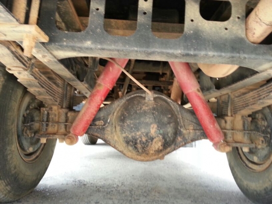 รถฮีโน่ 6 ล้อดั้ม 150 แรงม้า. ปี 55  ( รถวิ่ง 6x,xxx กม. )   สนใจติดต่อ 081 - 6079515