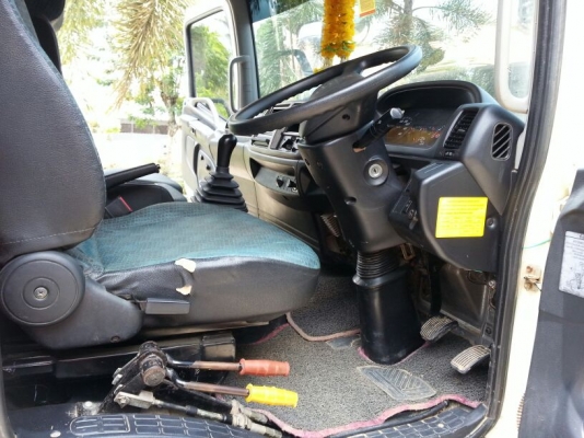 รถฮีโน่ 6 ล้อดั้ม 150 แรงม้า. ปี 55  ( รถวิ่ง 6x,xxx กม. )   สนใจติดต่อ 081 - 6079515