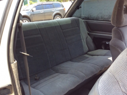 ขายรถมิตซูแชมป์ 3ประตู ปี92 เครื่องเดิม1.5 เกียร์ธรรมดา ติดแก๊ส LPG (ใช้ได้ 2ระบบ) เพาเวอร์ ภายในเบาะสวยเดิมๆสะอาดไม่มีขาด แอร์เย็น วิทยุCDพร้อม ตัวถังเดิมๆทรงสวยเดิม สีบางๆ ห้องเครื่องเดิมๆไม่มีชน รถขับดี ช่วงล่างดี พร้อมใช้งานครับ ขายรถมิตซูแชมป์ 3ประตู ปี92 เครื่องเดิม1.5 เกียร์ธรรมดา ติดแก๊ส LPG (ใช้ได้ 2ระบบ) เพาเวอร์ ภายในเบาะสวยเดิมๆสะอาดไม่มีขาด แอร์เย็น วิทยุCDพร้อม ตัวถังเดิมๆทรงสวยเดิม สีบางๆ ห้องเครื่องเดิมๆไม่มีชน รถขับดี ช่วงล่างดี พร้อมใช้งานครับ