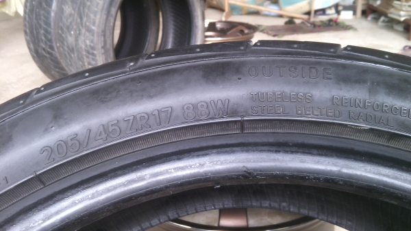 ขายยาง NITTO  NEO  GEN 205-45-17 88w  ปี10  1คู่