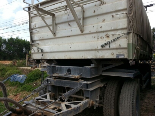 ขายหางพ่วง  สามมิต  2  เพลา. ปี 48   สนใจติดต่อ  081 - 6079515