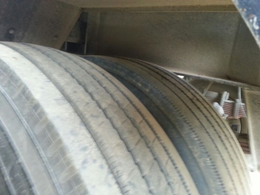 ขายหางพ่วง  สามมิต  2  เพลา. ปี 48   สนใจติดต่อ  081 - 6079515