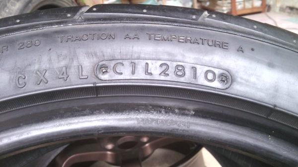 ขายยาง NITTO  NEO  GEN 205-45-17 88w  ปี10  1คู่