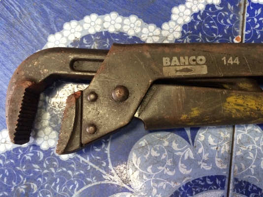 ขาย ปะแจเลื่อน BAHCO 15" 18" 24" ราคาเบาๆ สอบถาม 080-6135462